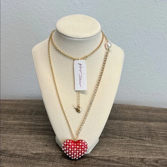 Betsey Johnson | Red Heart Necklace w/ Matching Earrings ♥️ - Picture 14 of 17